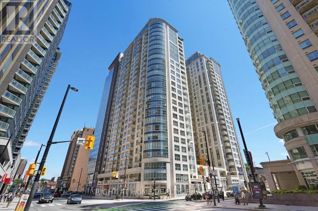 2802 - 242 RIDEAU STREET