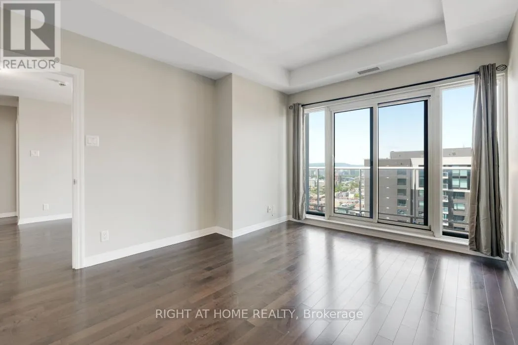 2802 - 242 RIDEAU STREET