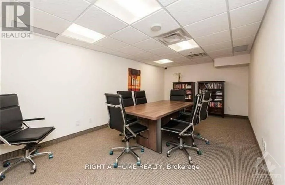 2802 - 242 RIDEAU STREET
