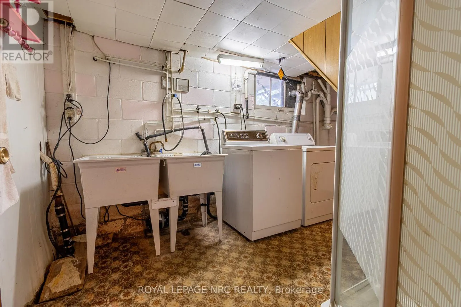 11680 BURNABY ROAD