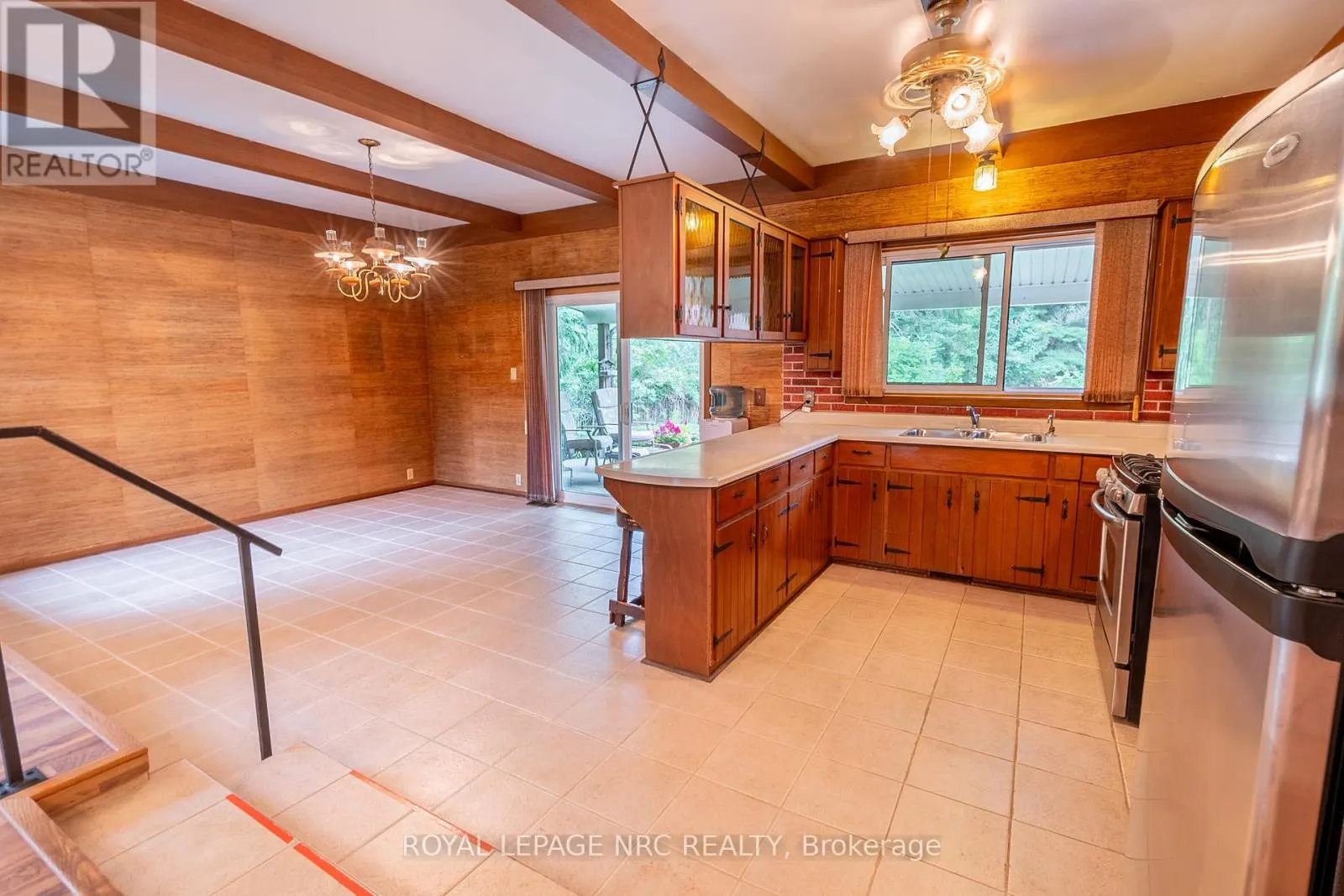 11680 BURNABY ROAD