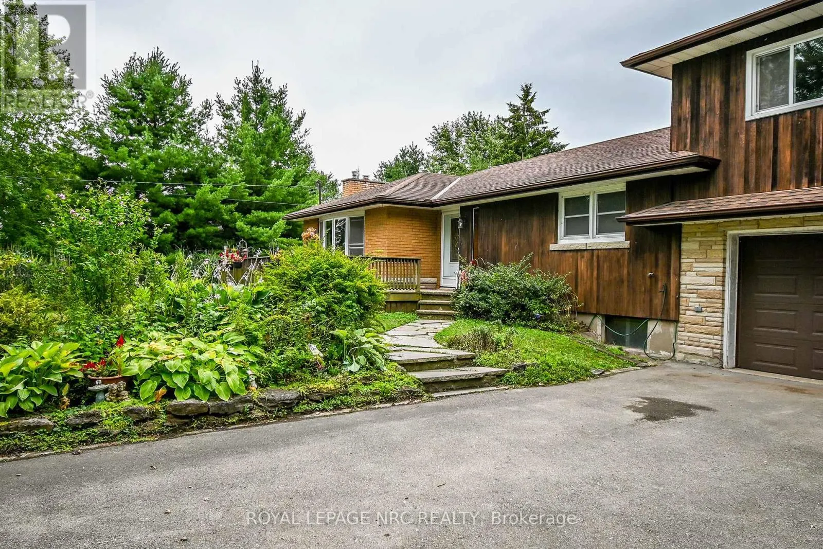 11680 BURNABY ROAD