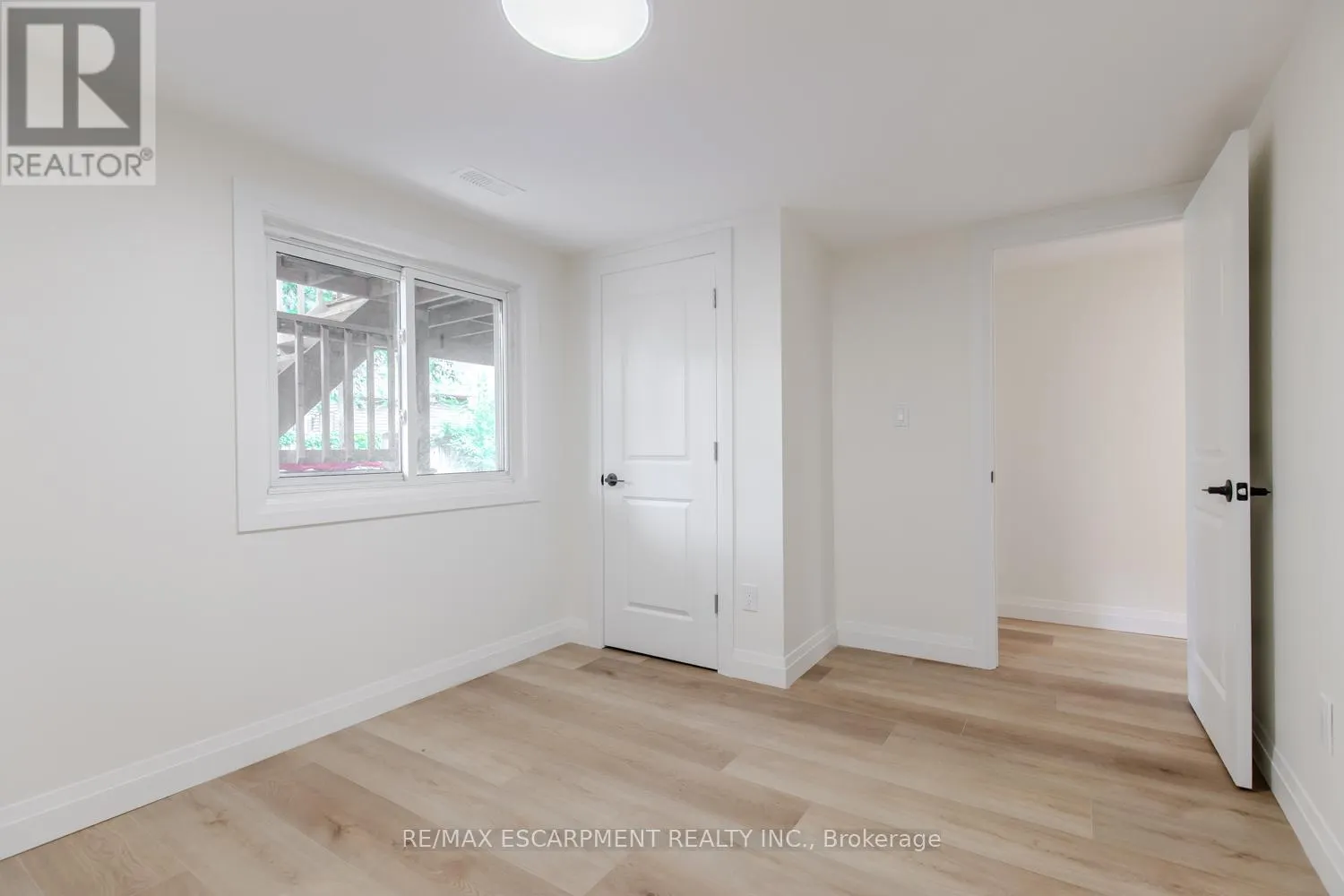 92 PEARL STREET S