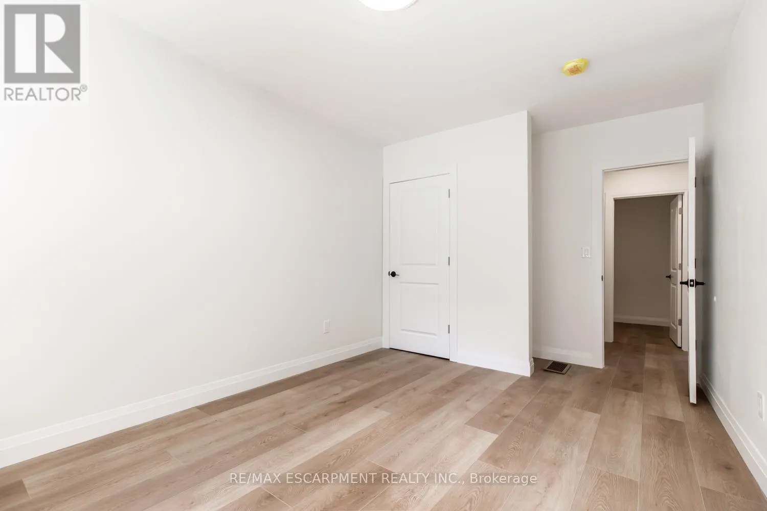 92 PEARL STREET S