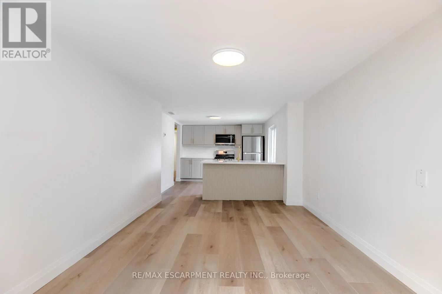 92 PEARL STREET S