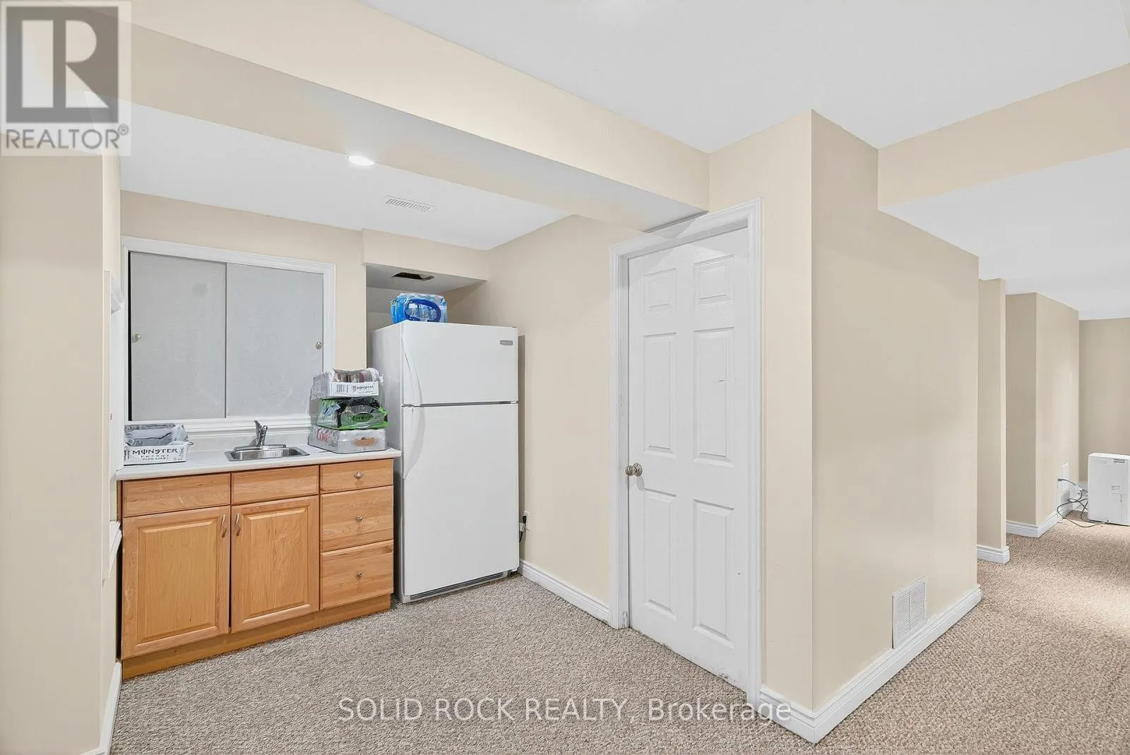 30 KENINS CRESCENT