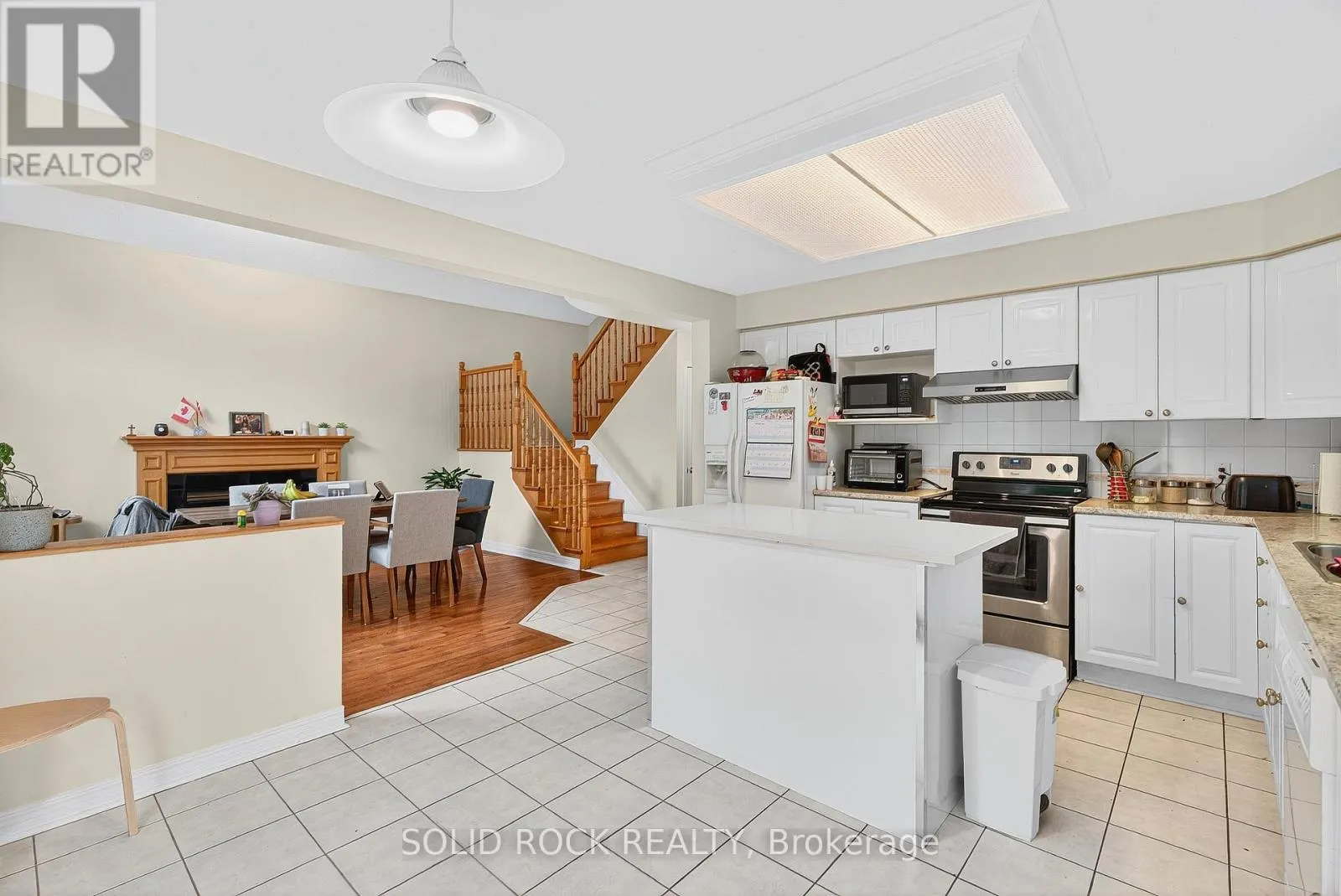 30 KENINS CRESCENT