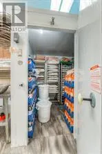 6 - 20 WOODLAWN ROAD E