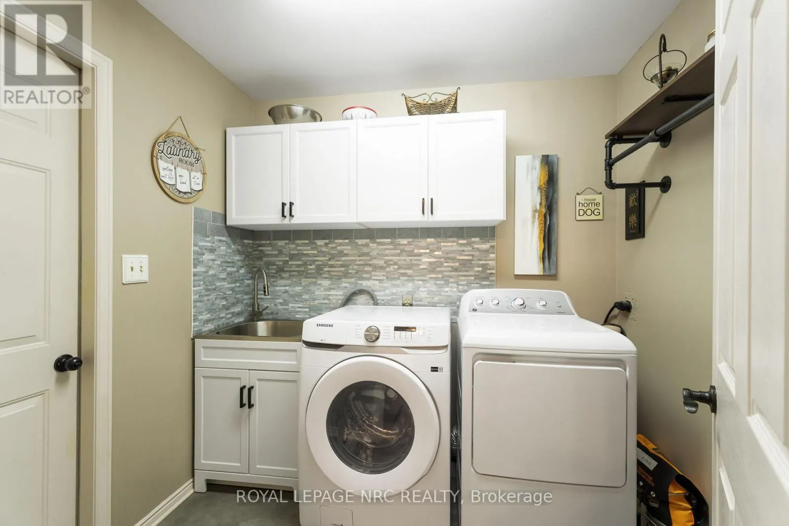 4156 BEECHNUT COURT