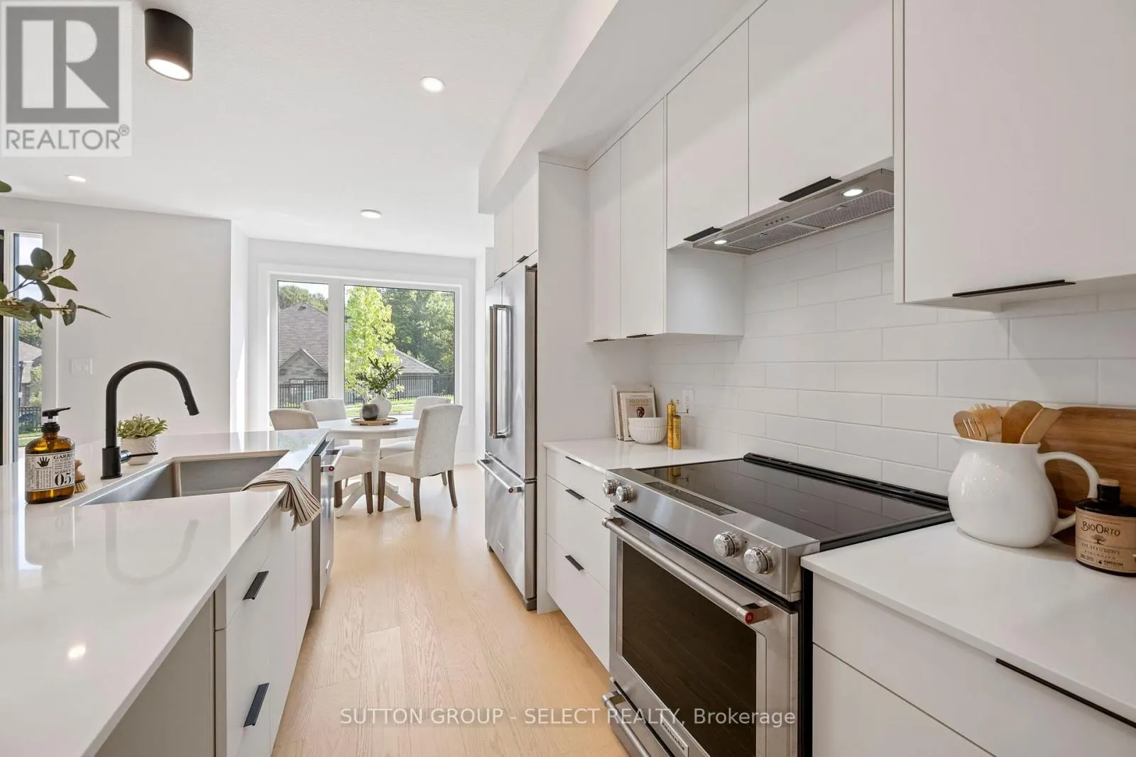 30 - 1175 RIVERBEND ROAD, #30
