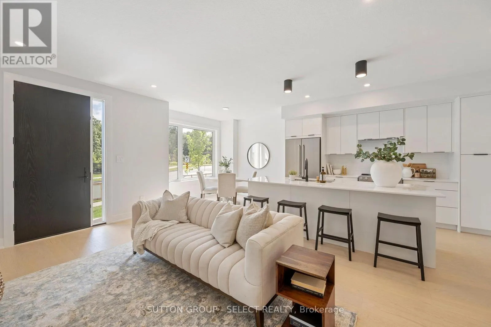 30 - 1175 RIVERBEND ROAD, #30
