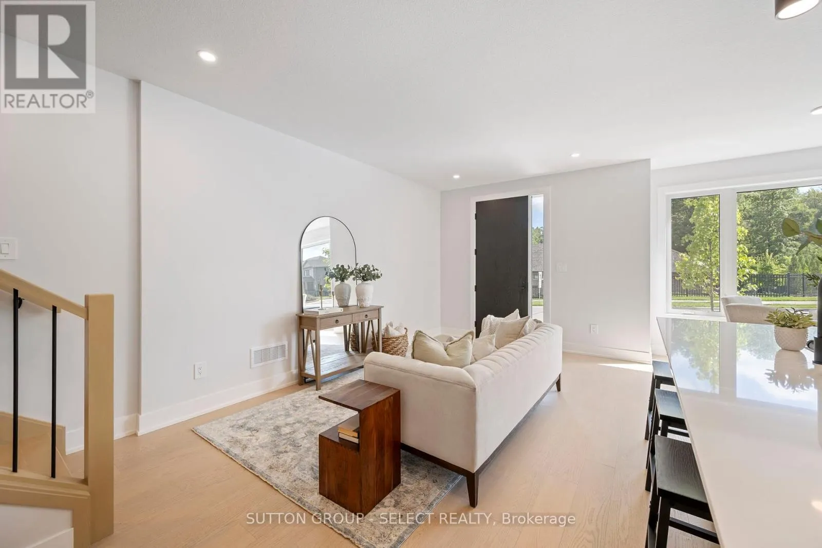 30 - 1175 RIVERBEND ROAD, #30