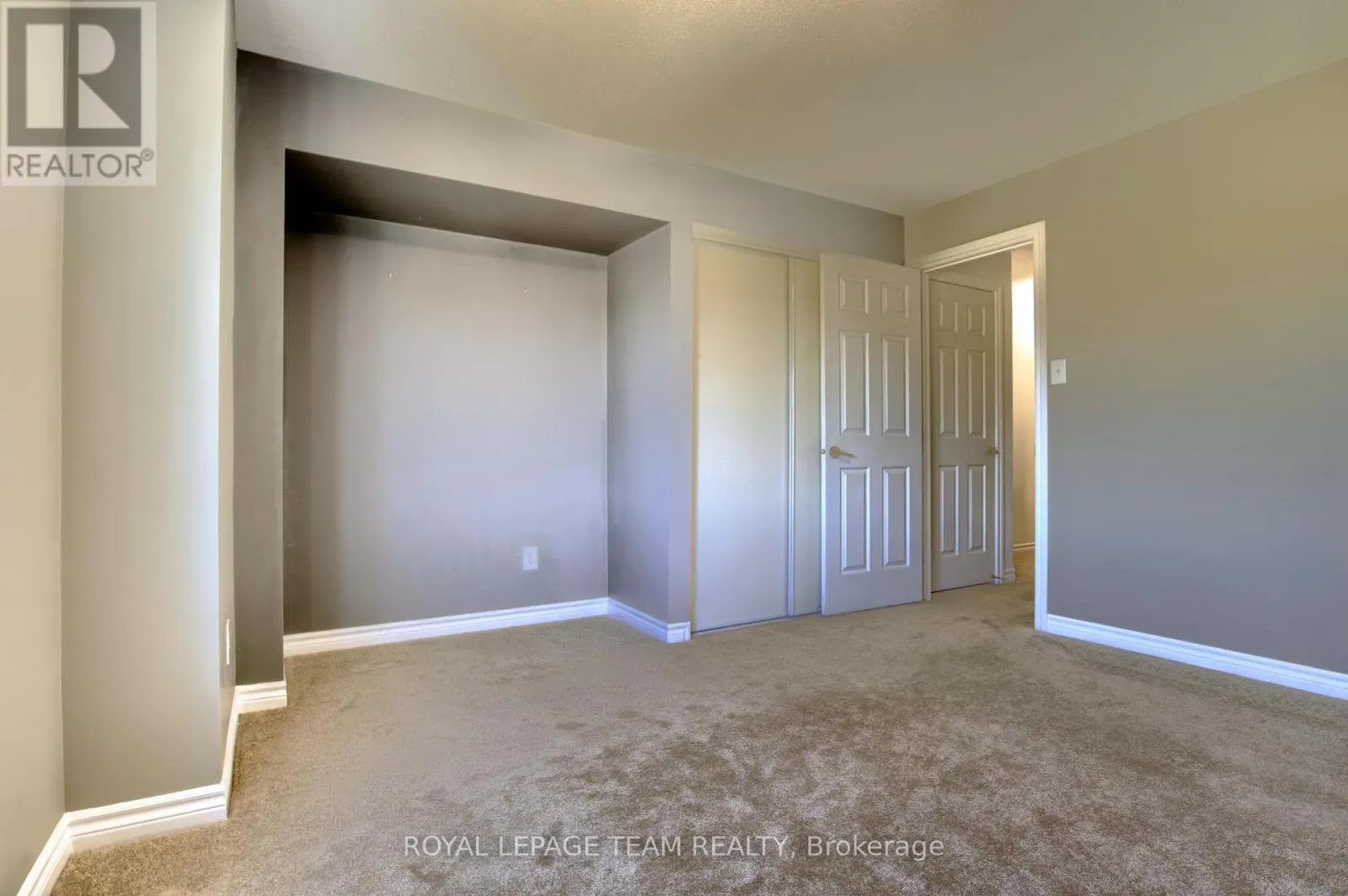3867 STRANDHERD DRIVE