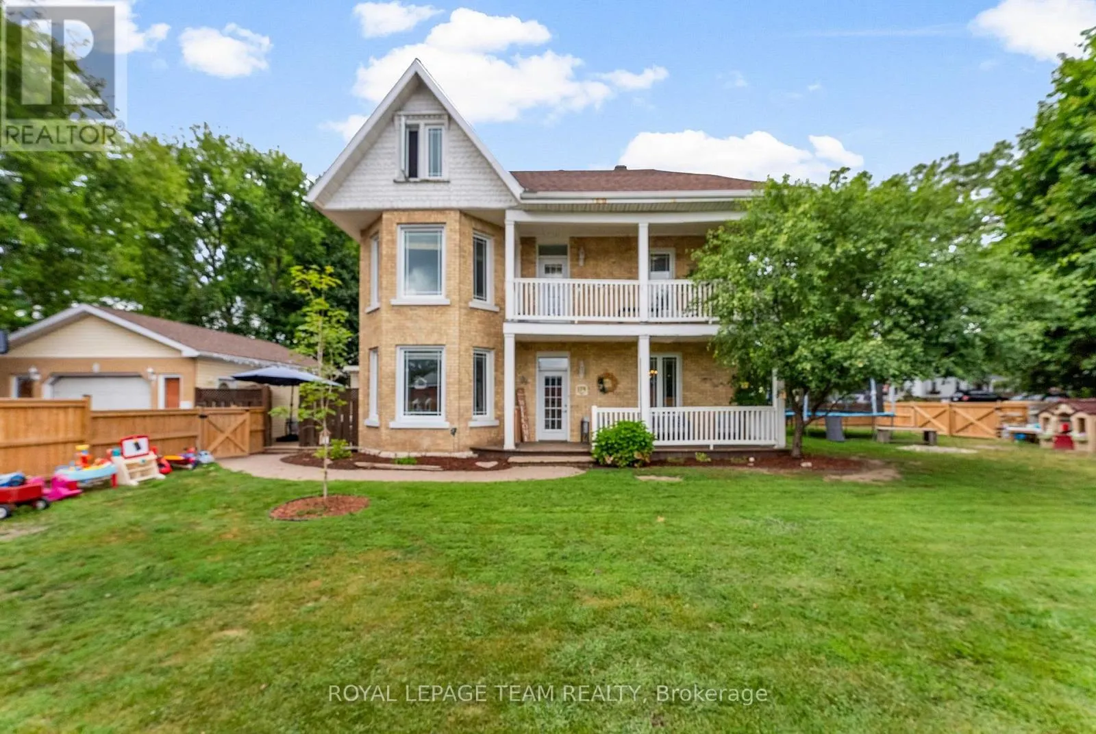 174 BRUCE STREET
