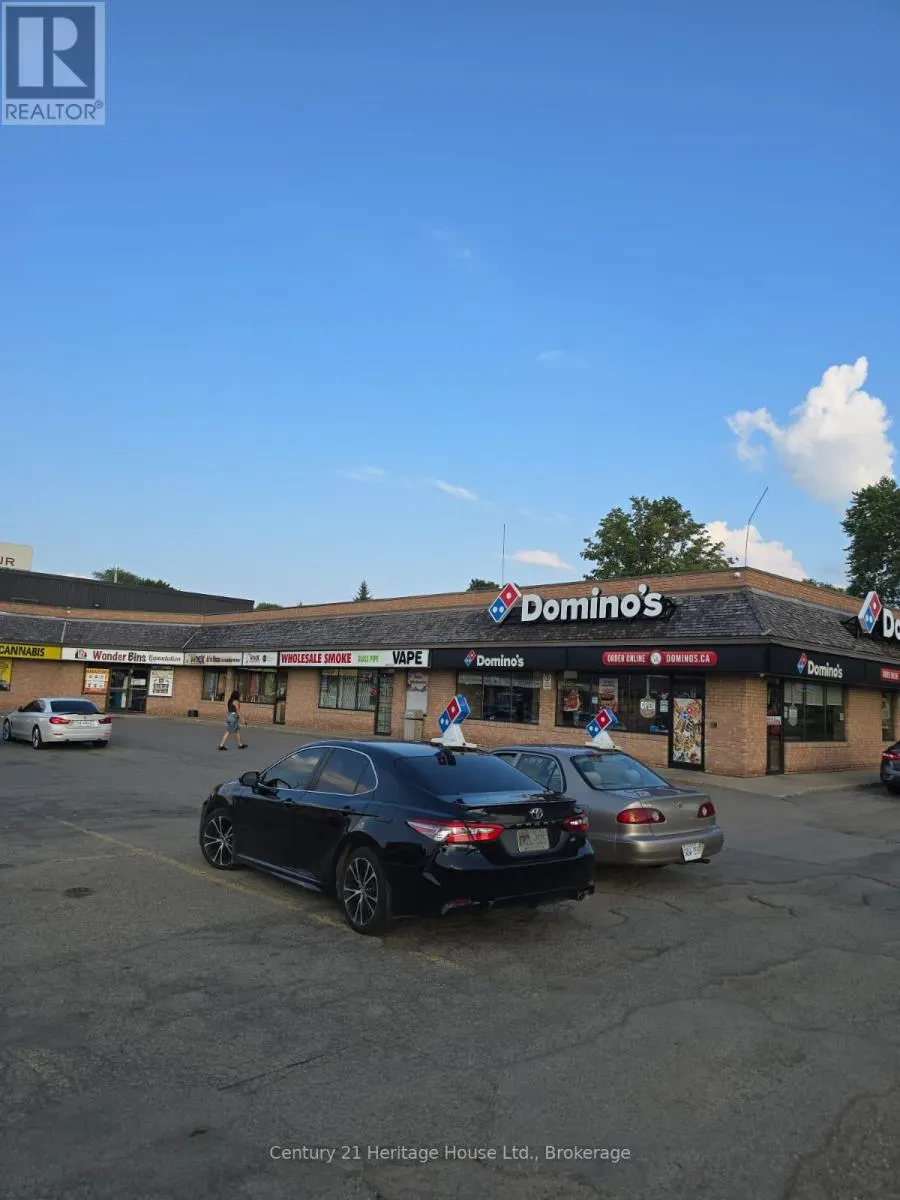 4B - 809 VICTORIA STREET N, #4B