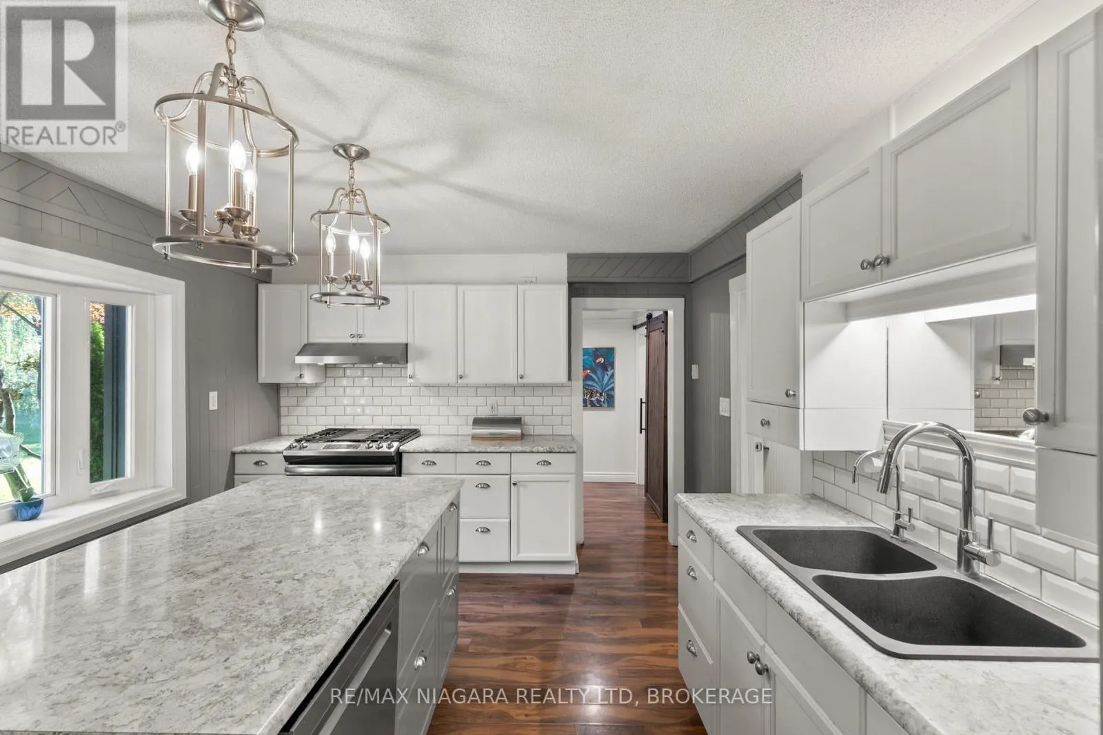 10408 LAKESHORE ROAD