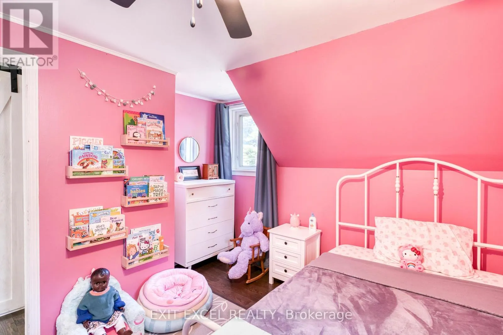 5490 MACTAVISH PLACE