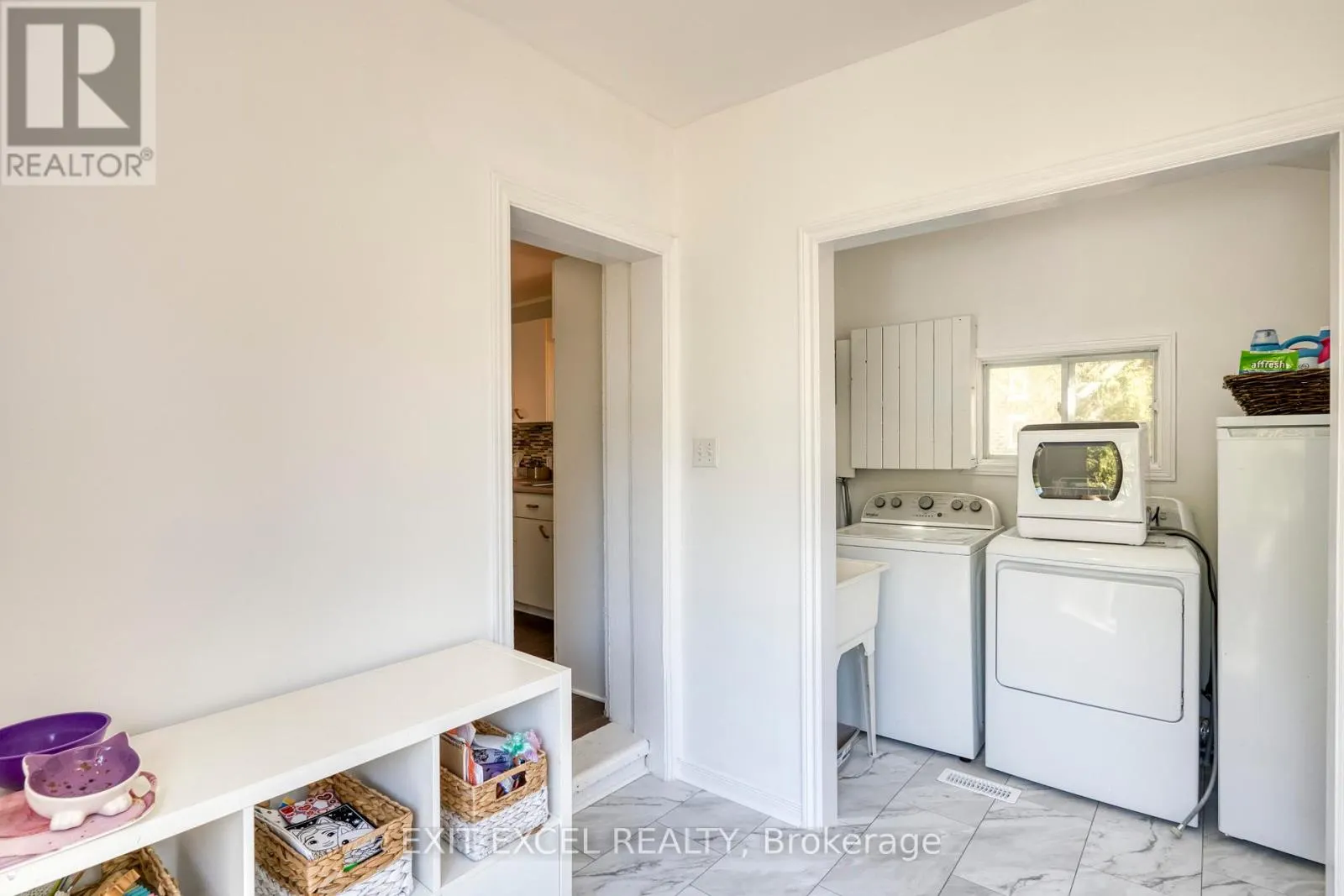 5490 MACTAVISH PLACE