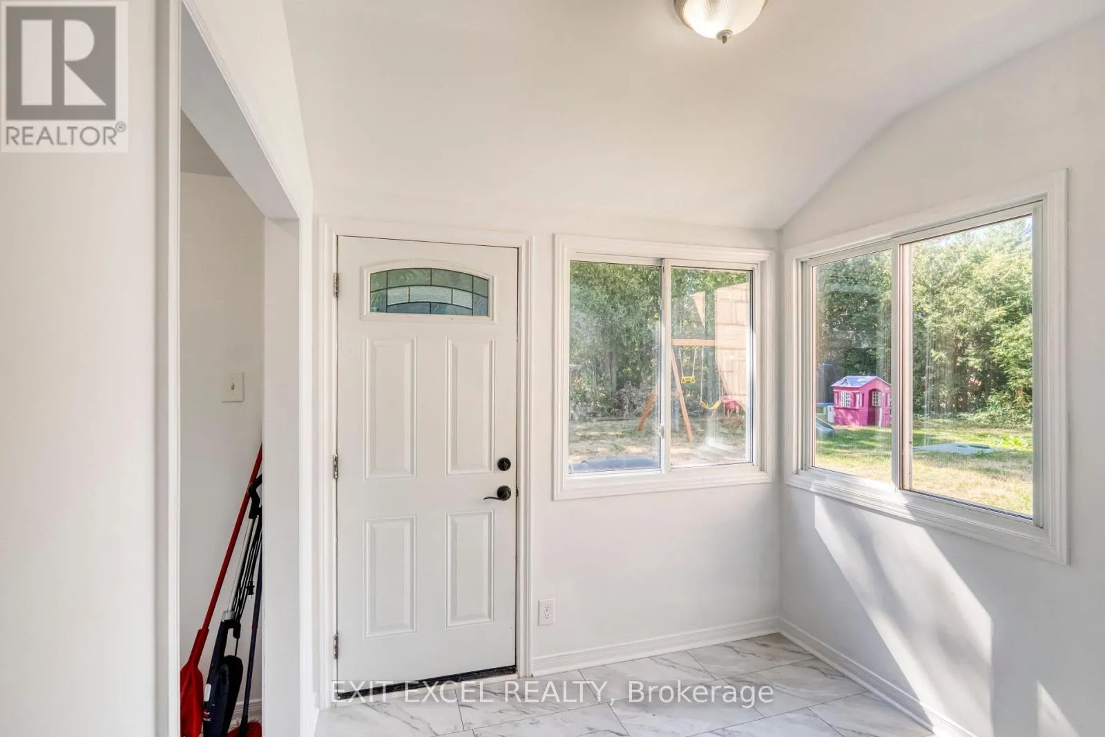 5490 MACTAVISH PLACE