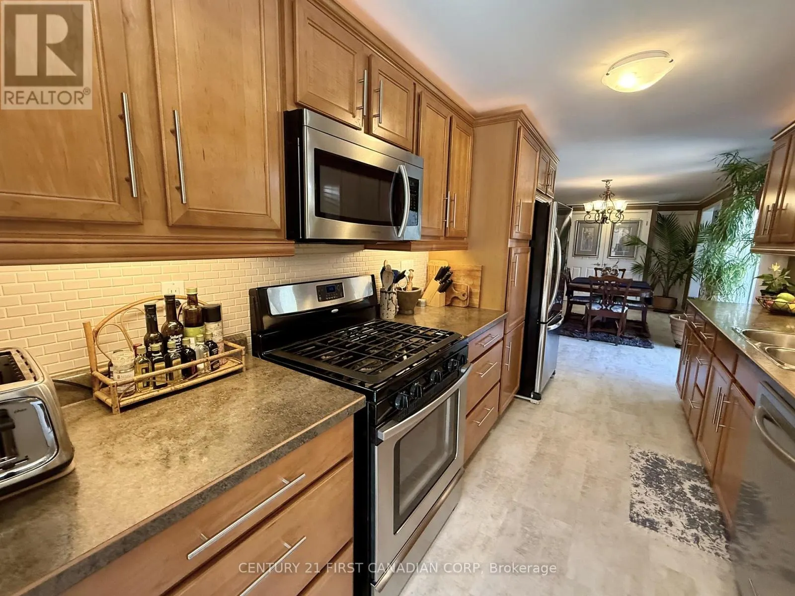 29 MAPLE GROVE COURT