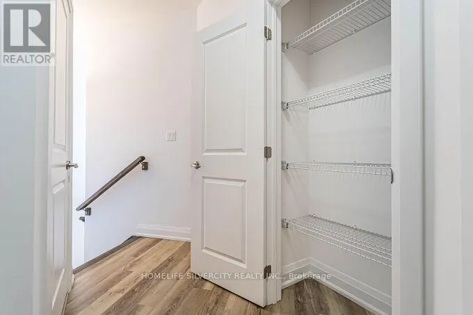 11 HOLDER DRIVE