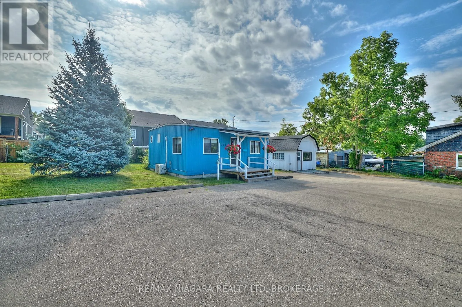 210 RIDGEWAY ROAD