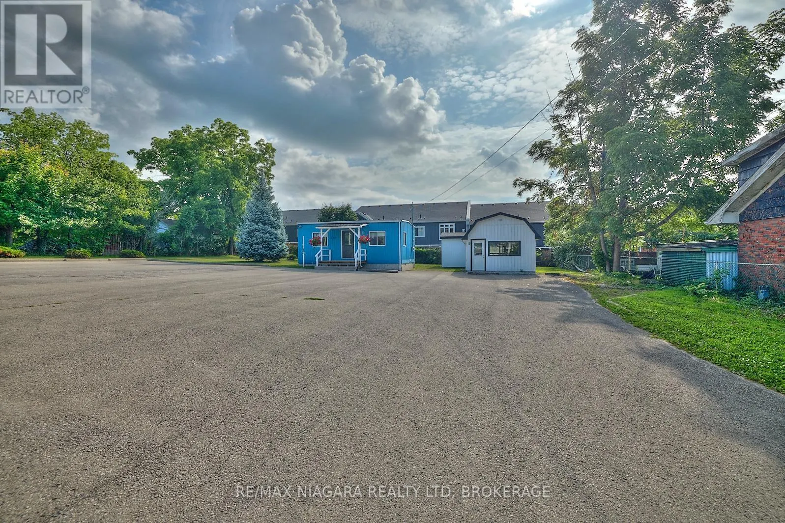210 RIDGEWAY ROAD