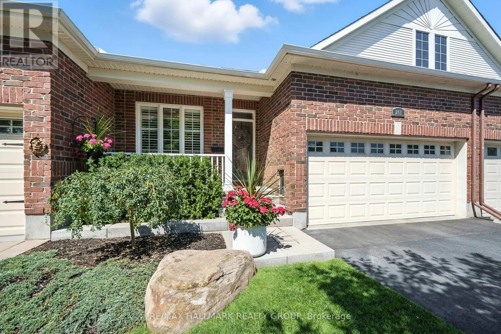 261 CAIRNSMORE CIRCLE