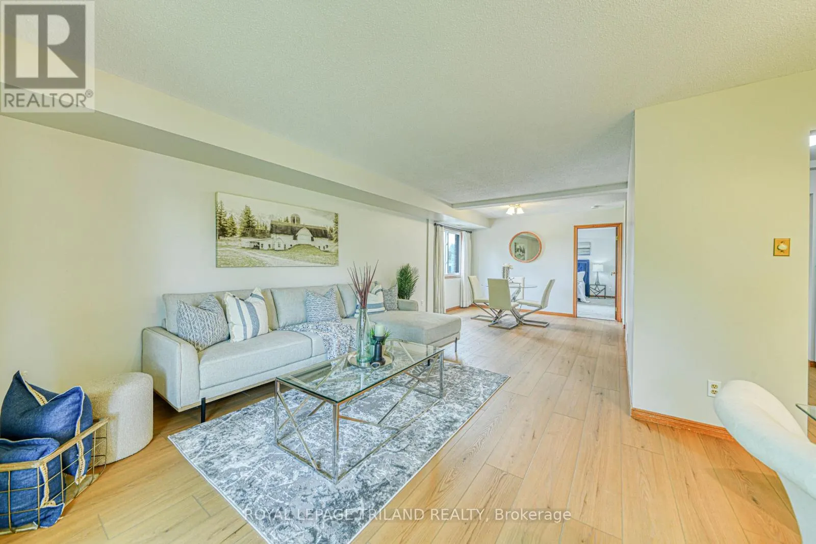 206 - 4 ALBERT STREET, #206