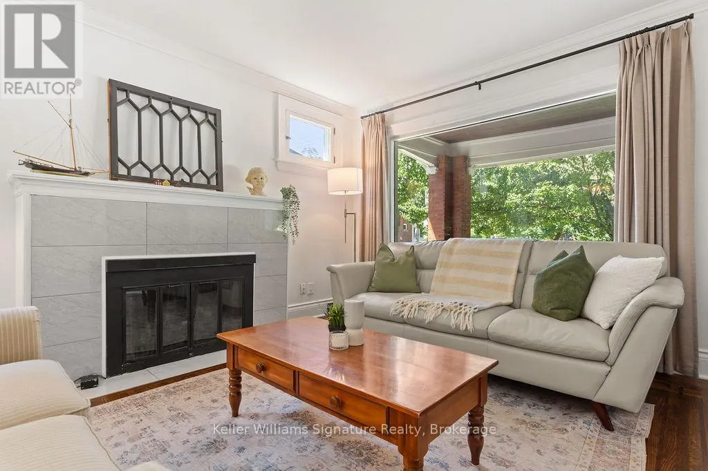 89 KENSINGTON AVENUE S