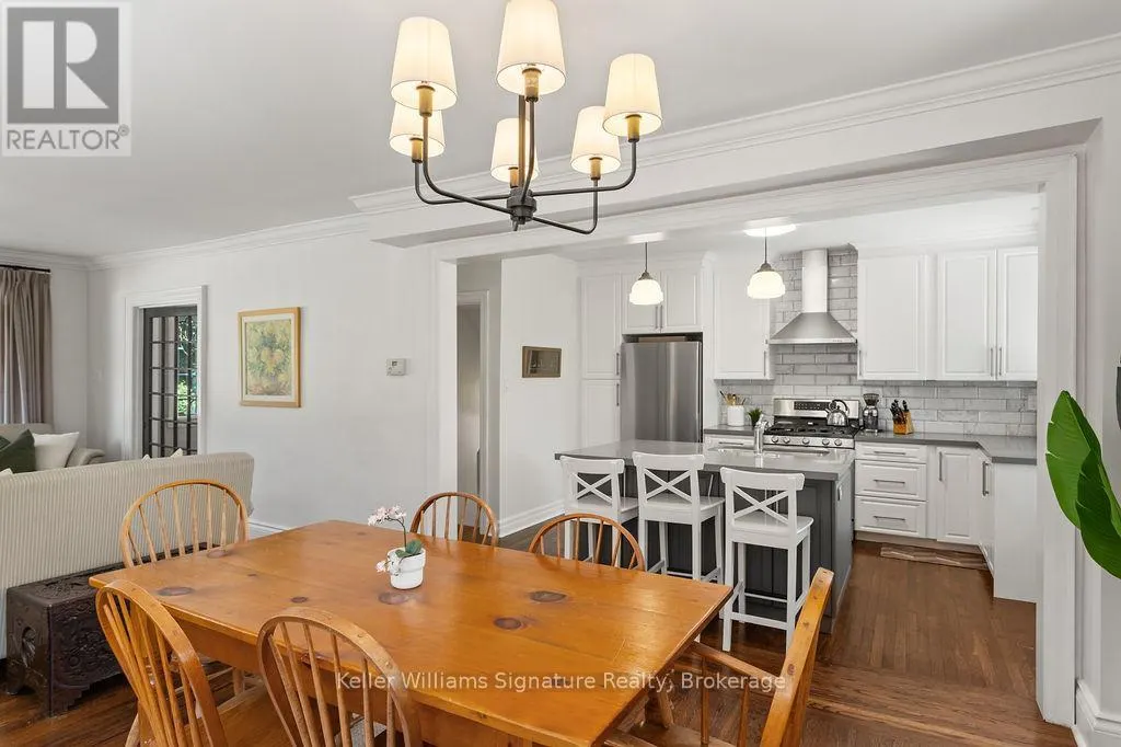 89 KENSINGTON AVENUE S