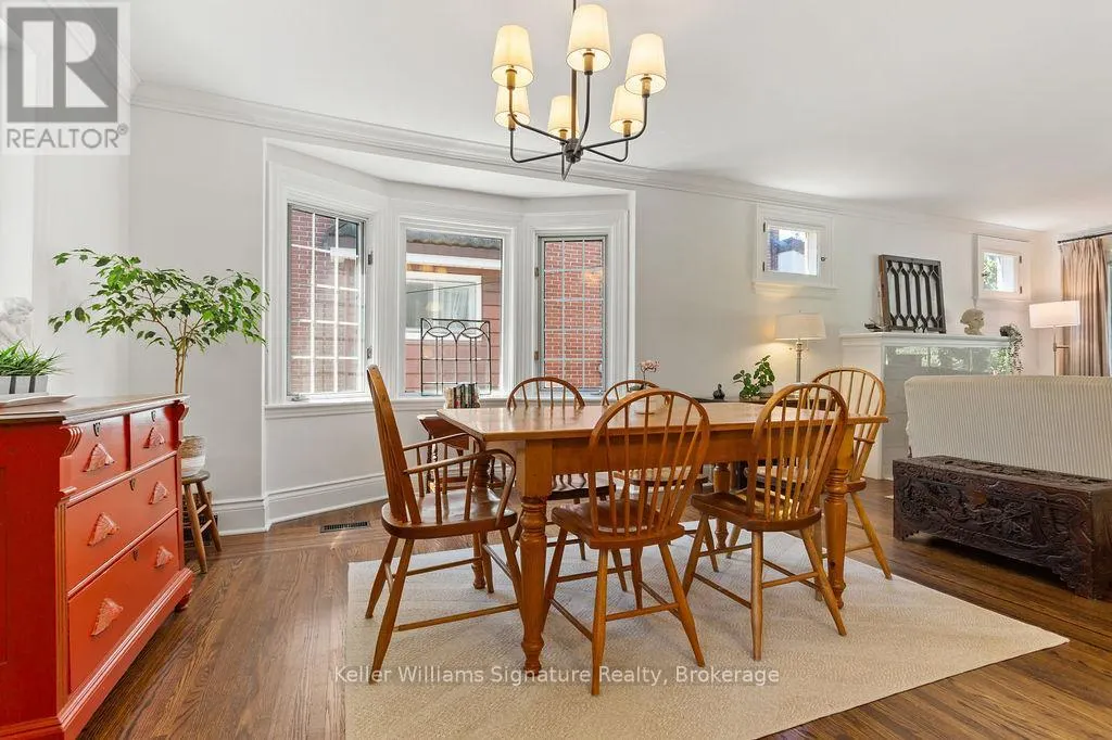 89 KENSINGTON AVENUE S