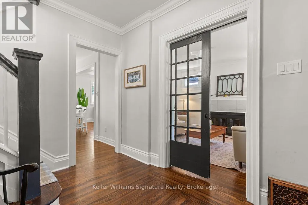 89 KENSINGTON AVENUE S