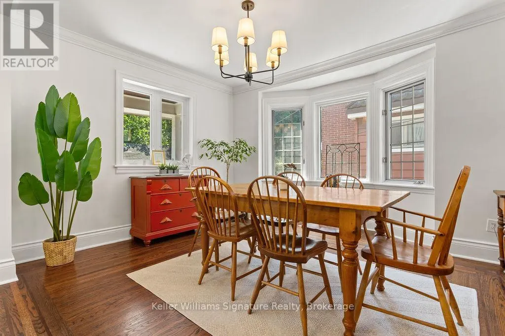 89 KENSINGTON AVENUE S