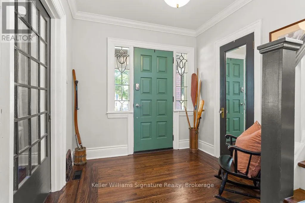 89 KENSINGTON AVENUE S
