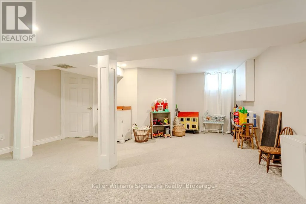 89 KENSINGTON AVENUE S