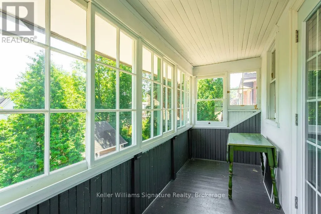 89 KENSINGTON AVENUE S