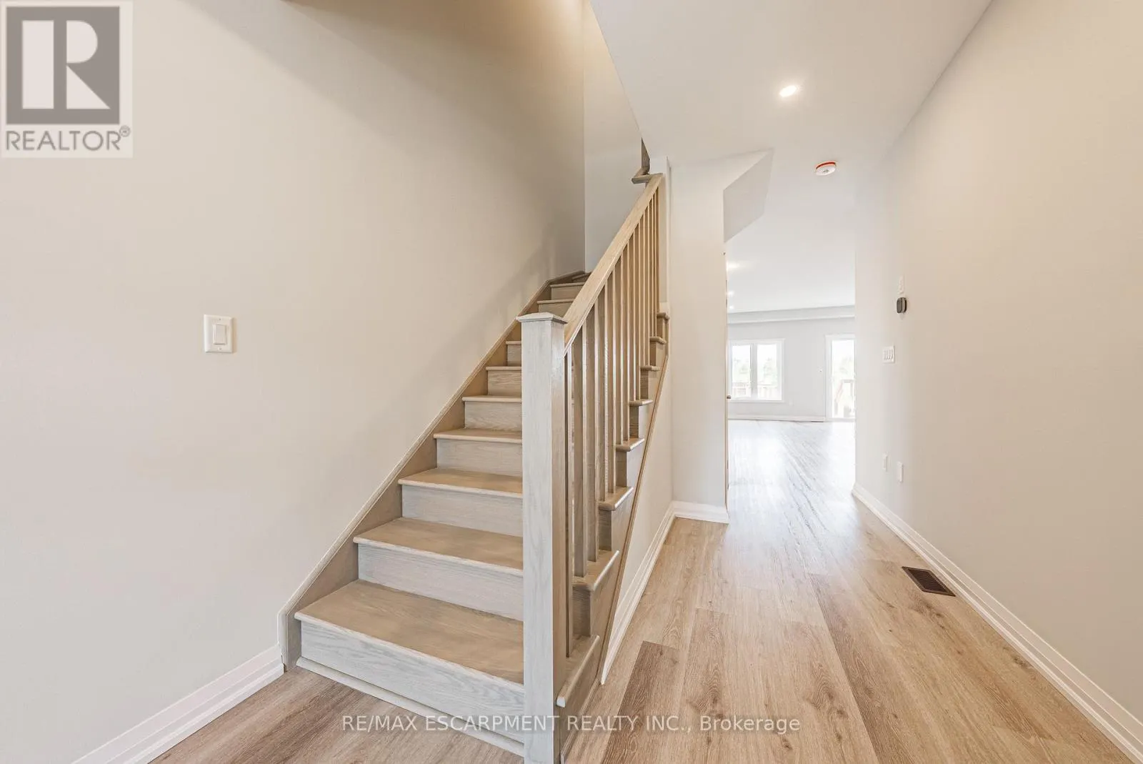 138 LORMONT BOULEVARD