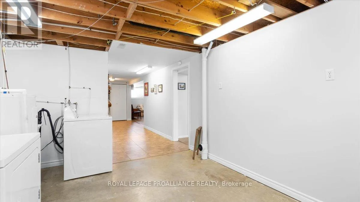 233 RUSSET ROAD