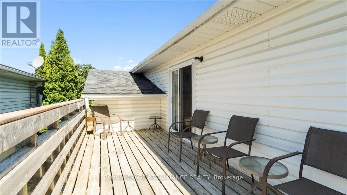 233 RUSSET ROAD