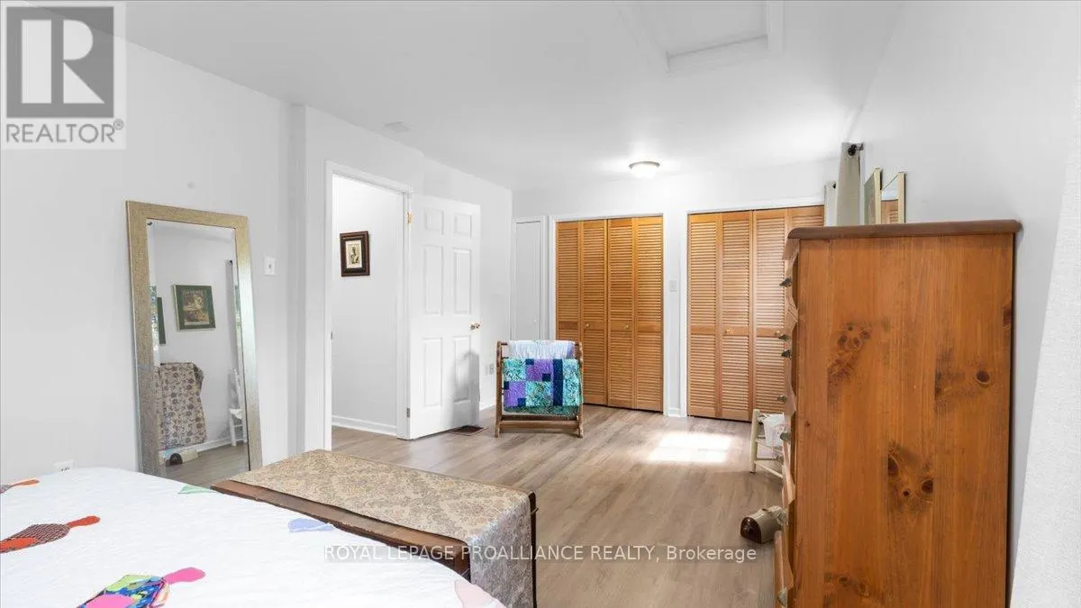 233 RUSSET ROAD