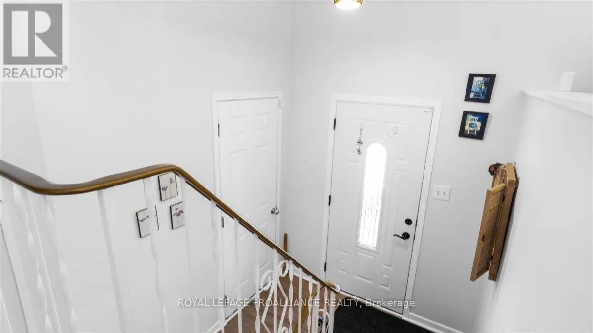 233 RUSSET ROAD