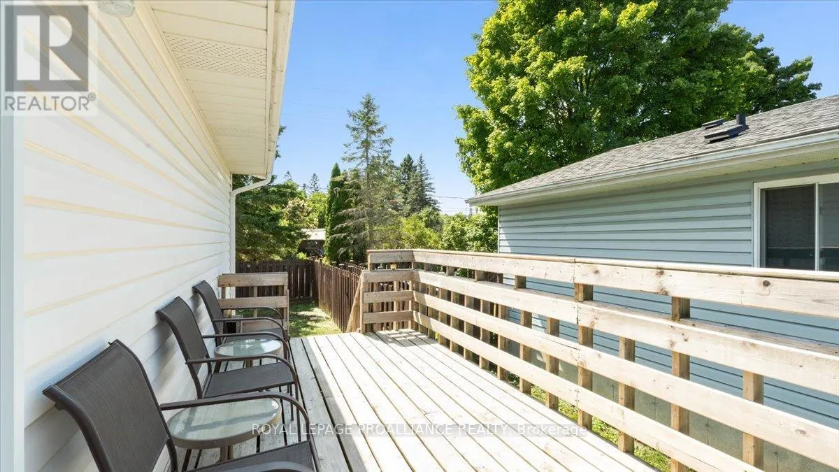233 RUSSET ROAD