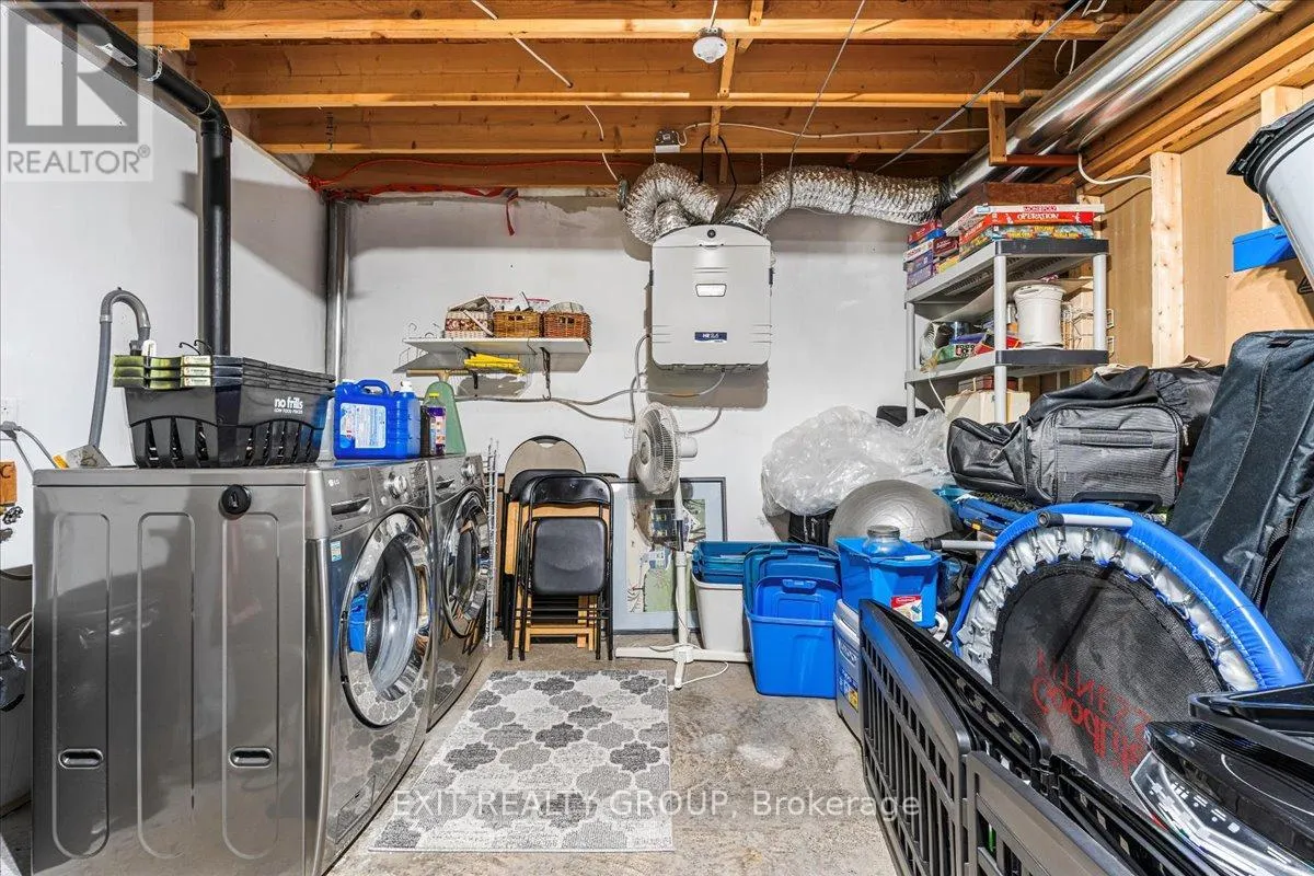 1262 QUIN-MO-LAC ROAD