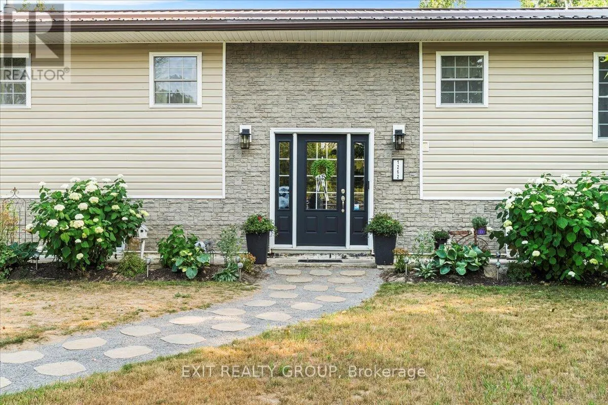 1262 QUIN-MO-LAC ROAD