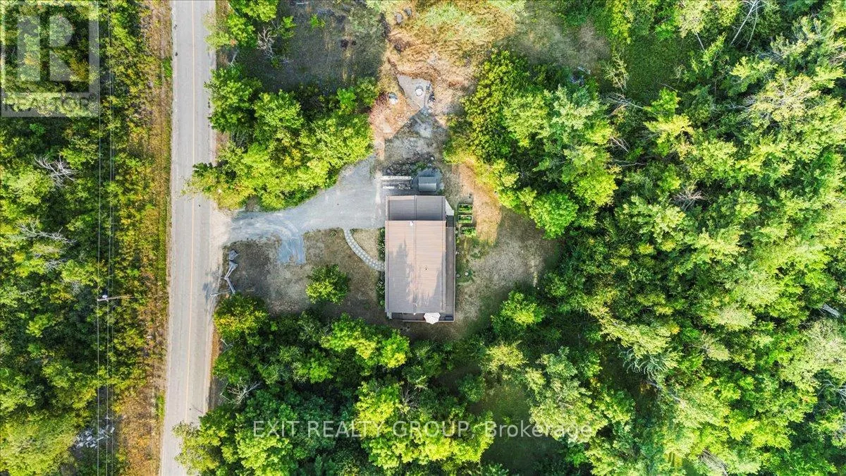 1262 QUIN-MO-LAC ROAD