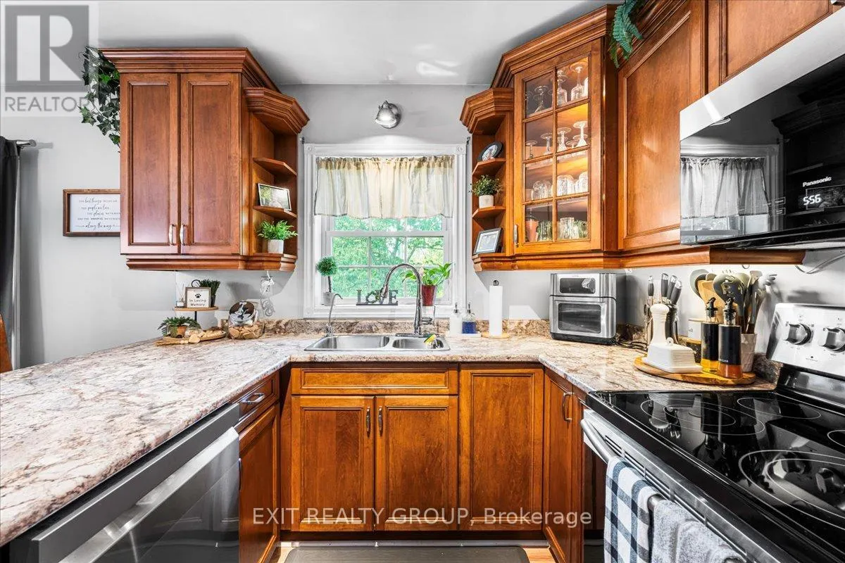 1262 QUIN-MO-LAC ROAD