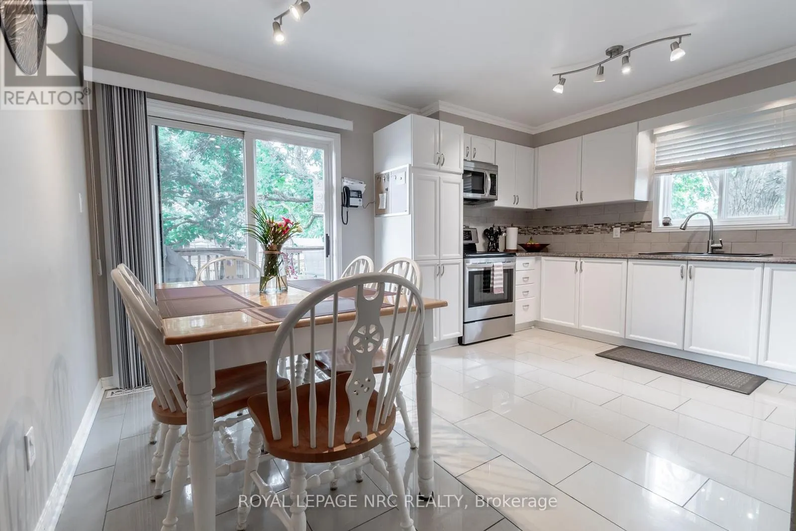 49 ADMIRAL ROAD