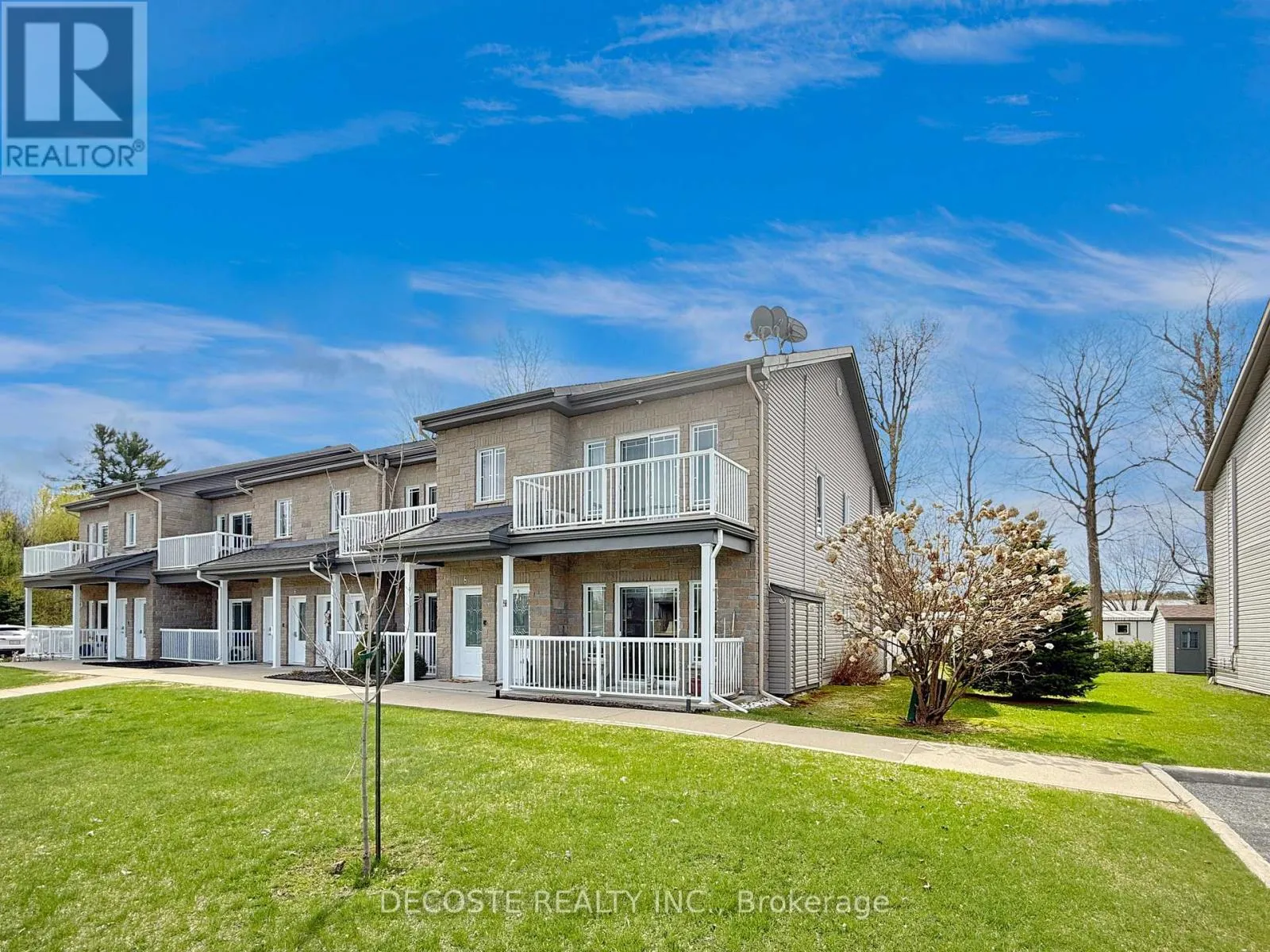 8 - 28 VALAIN STREET
