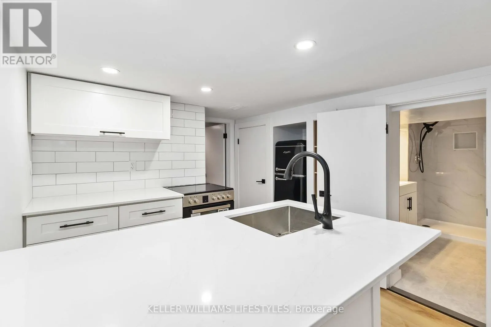 LOWER - 7 CUMMINGS AVENUE, #Lower